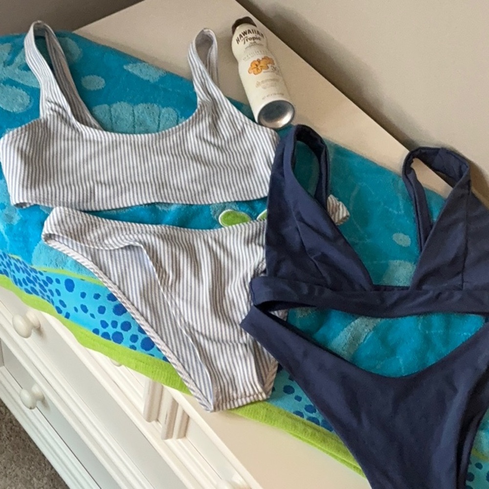 SHEIN Blue and White Striped Bikini Bundle